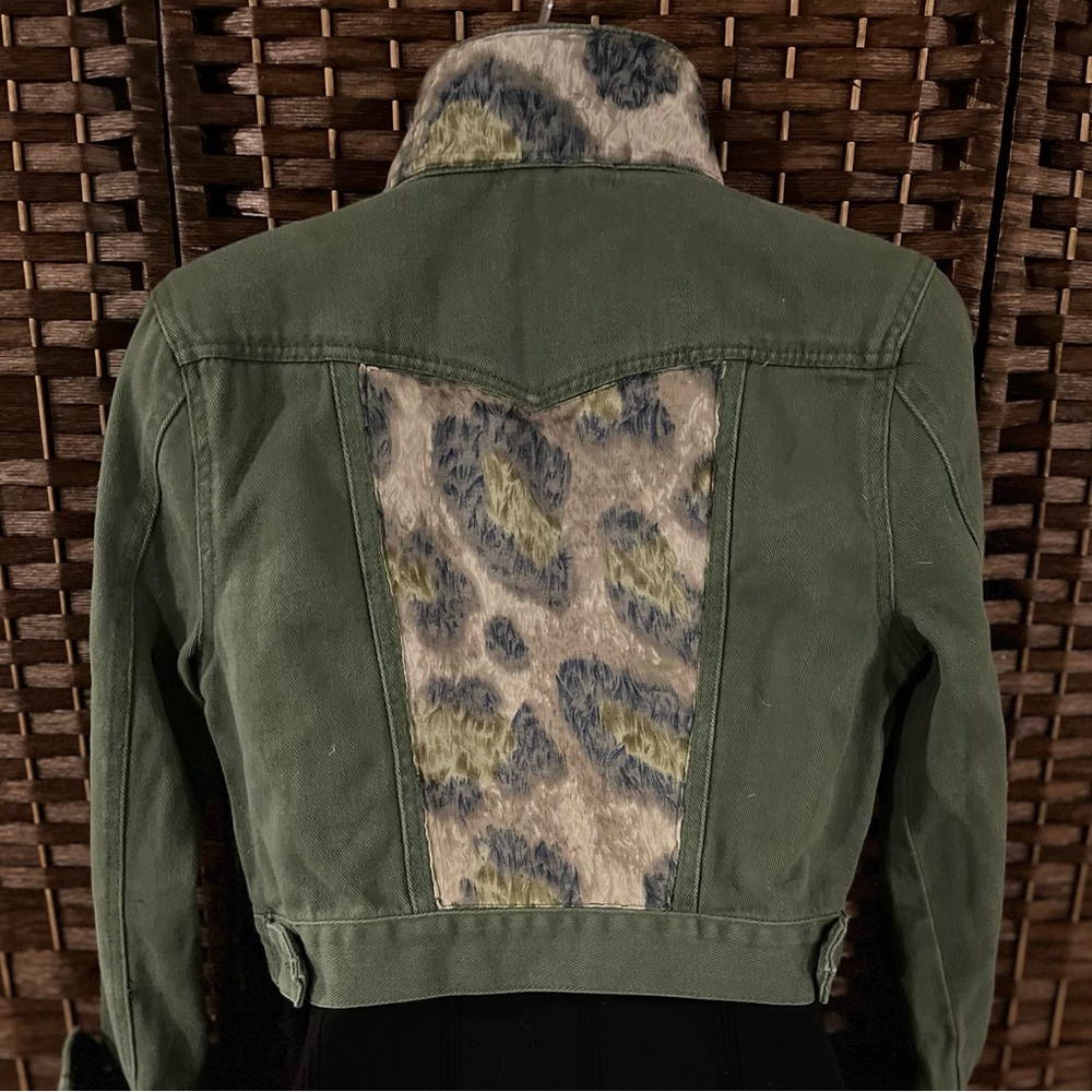 Juniors Lrg or Women’s XS Upcycled Forever 21 Cropped Green Denim Jacket